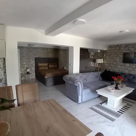 Apartmani Dumezic Bar Phòng bức ảnh