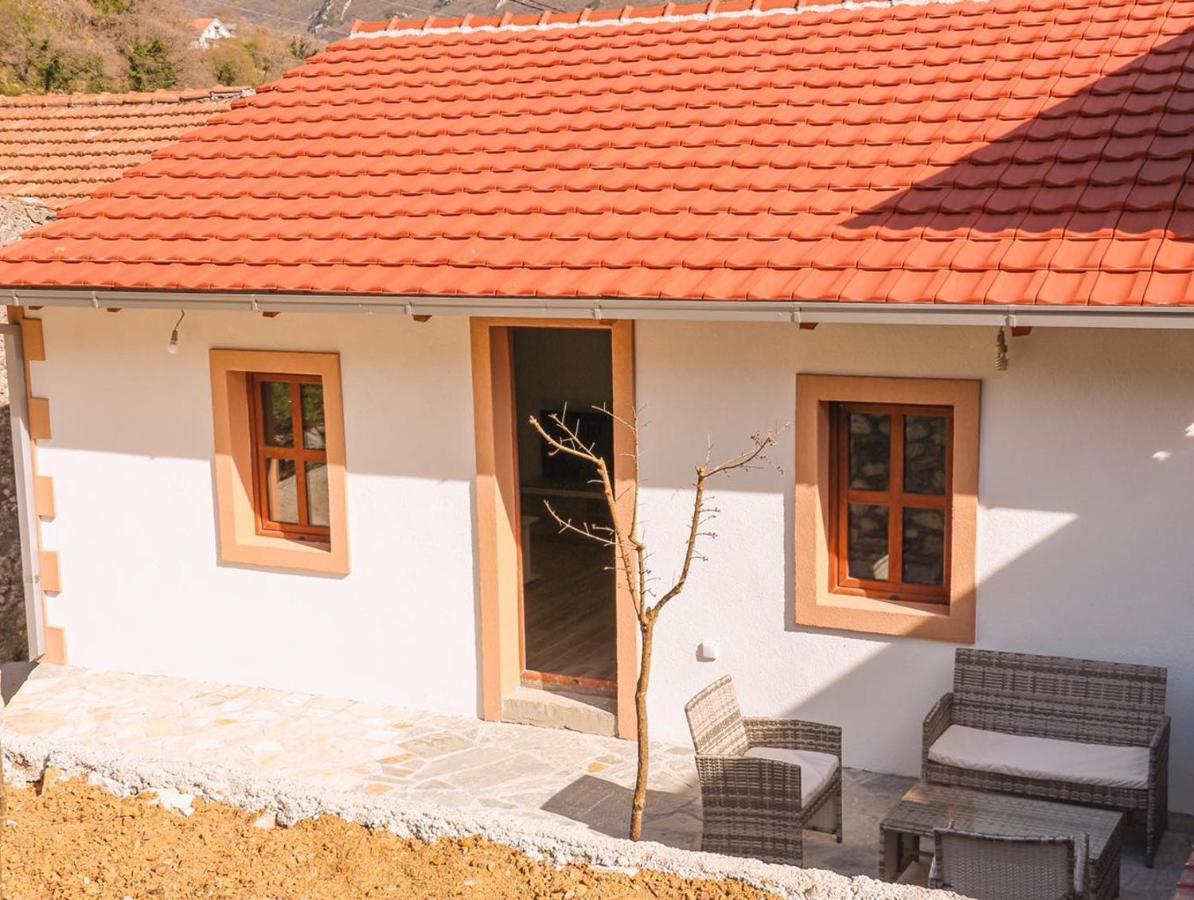 Apartmani Dumezic Bar Ngoại thất bức ảnh