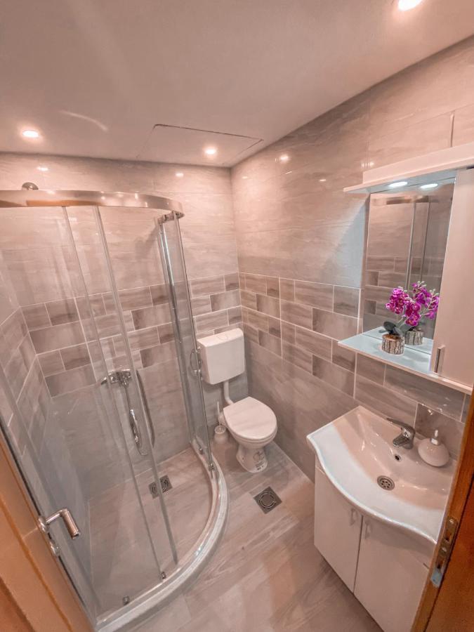 Apartmani Dumezic Bar Ngoại thất bức ảnh