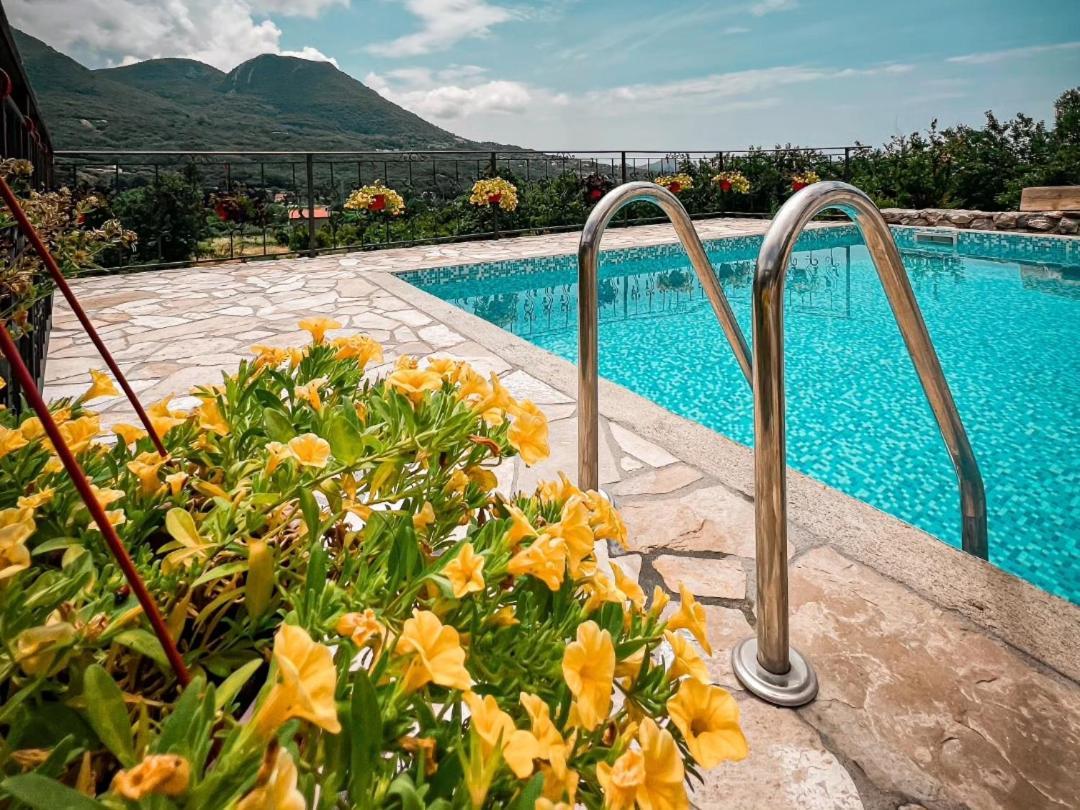 Apartmani Dumezic Bar Phòng bức ảnh