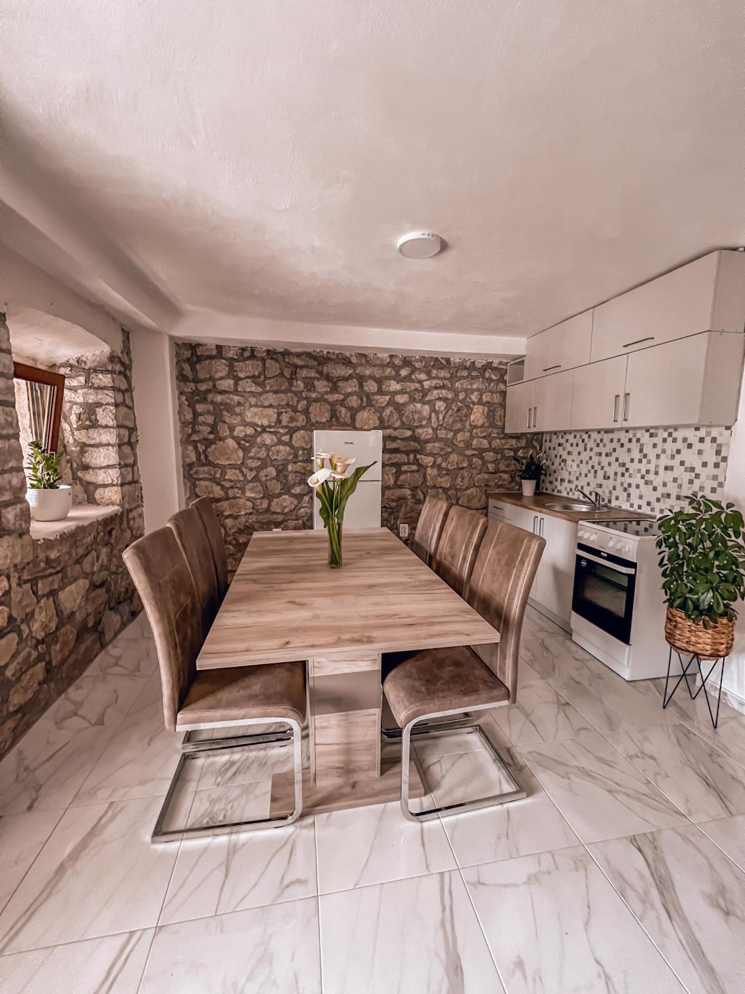 Apartmani Dumezic Bar Phòng bức ảnh